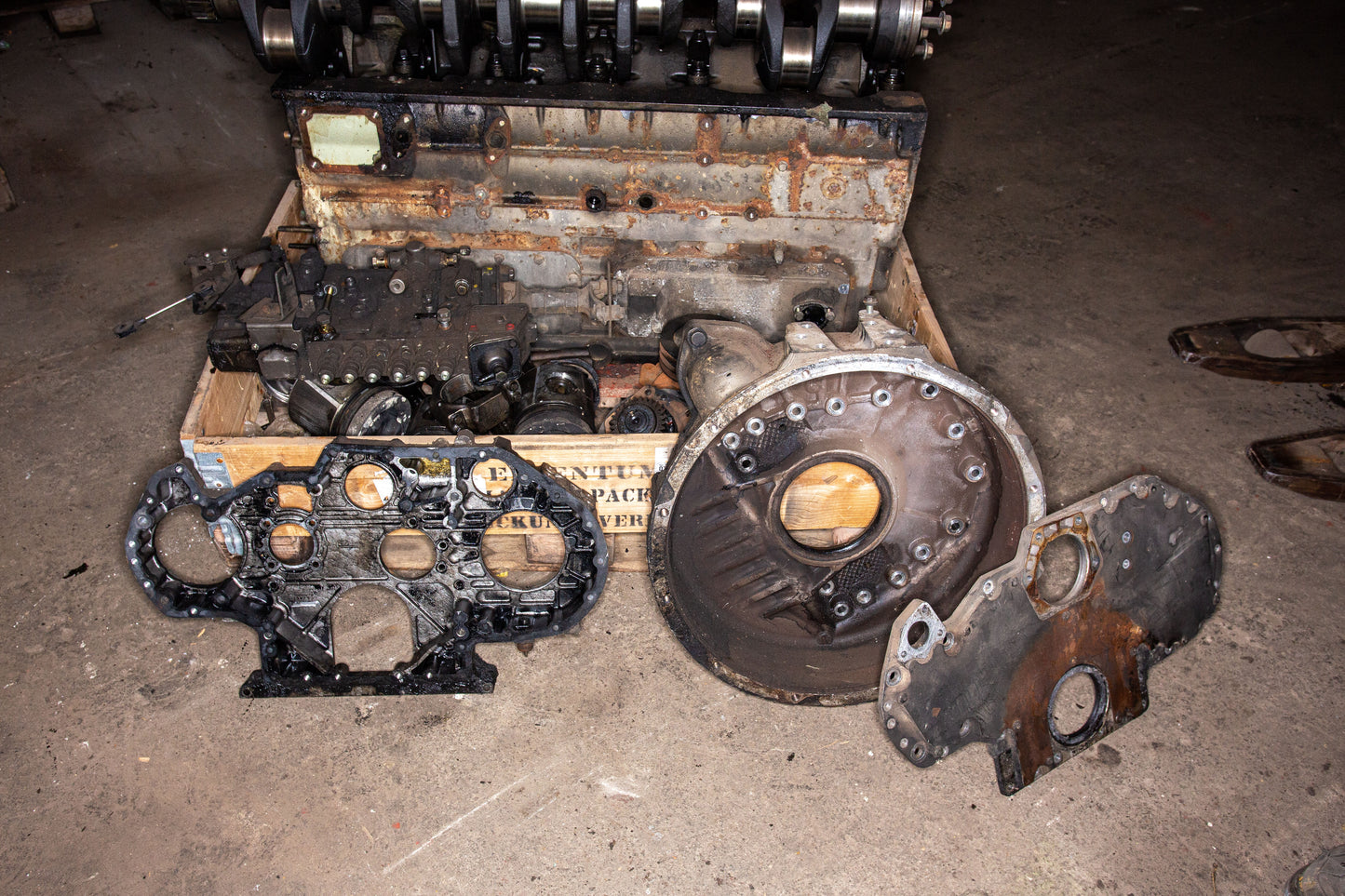 DAF XF95 Einspritzpumpe und diverse Teile