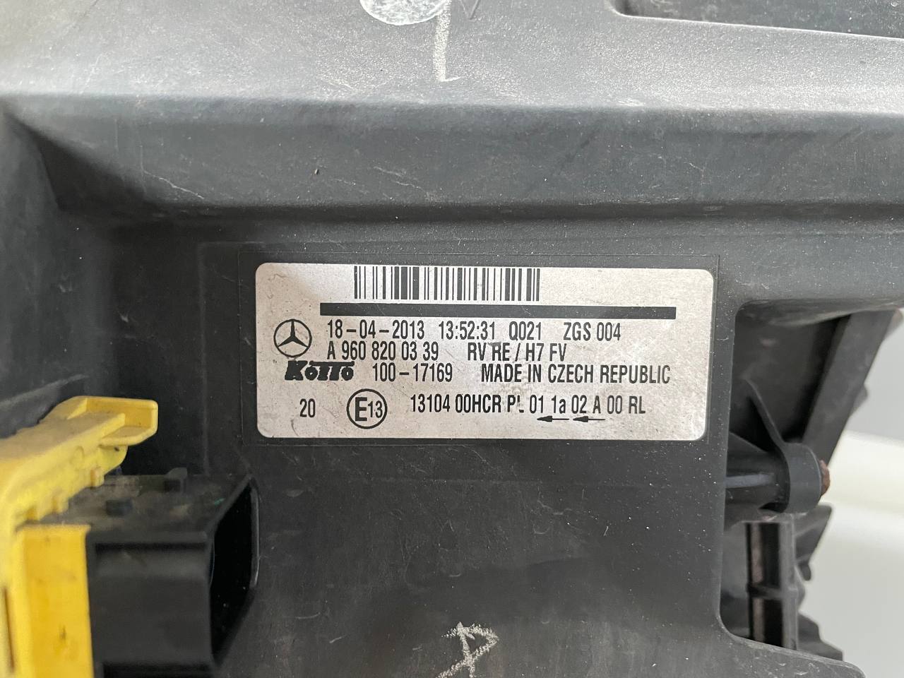 Scheinwerfer für Mercedes Benz Actros A 960 820 03 039